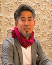 山田 拓